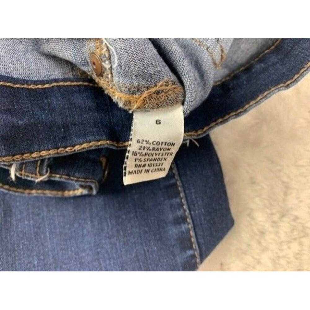 Refuge Size 6 Womens Jeans Skinny Distressed Stretch Dark Wash High Rise - Picture 4 of 5